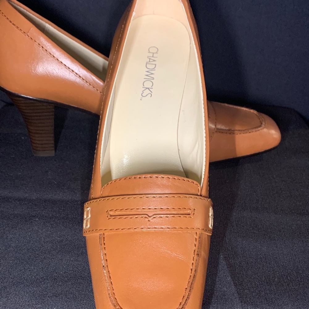 Shoes - Picture 5 of 5